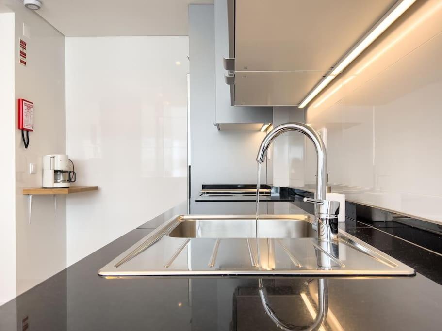 Olaias Lisbon 2 Bed Near Metro 2アパートメント エクステリア 写真