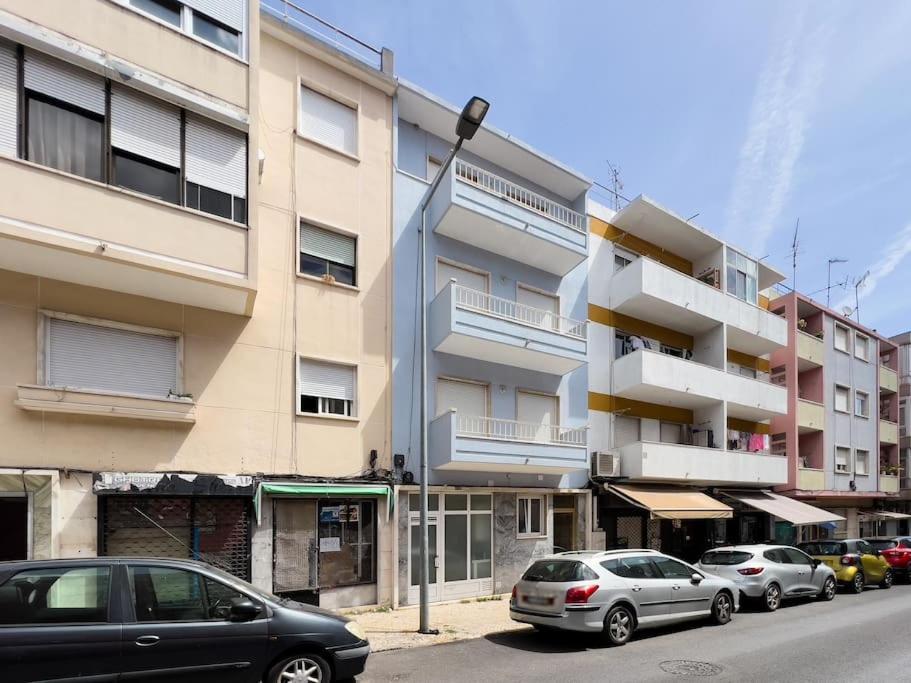 Olaias Lisbon 2 Bed Near Metro 2アパートメント エクステリア 写真